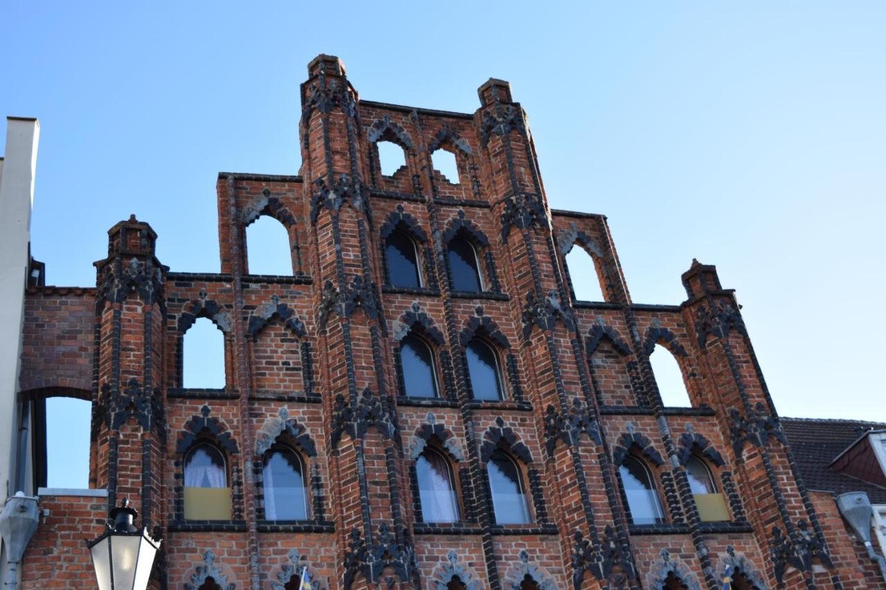 Altstadt Luebsche Strasse Wißmar エクステリア 写真